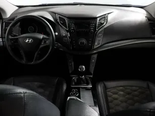Hyundai  9