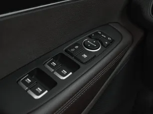 Kia  14