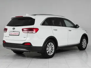 Kia  6