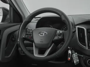 Hyundai  10