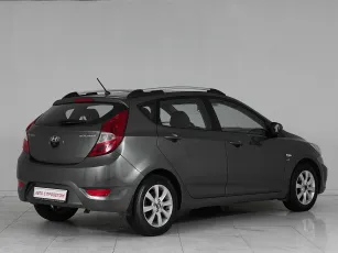 Hyundai  6