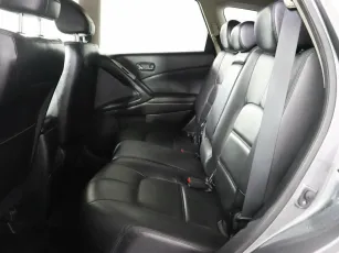 Nissan  13
