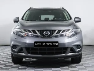 Nissan  2
