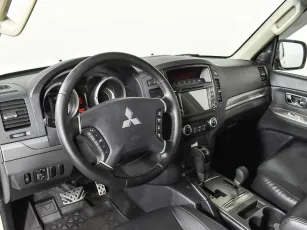Mitsubishi  10