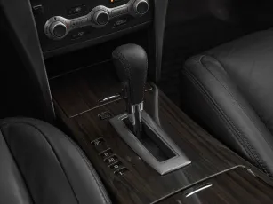 Nissan  17