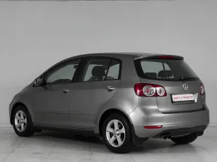 Volkswagen  4