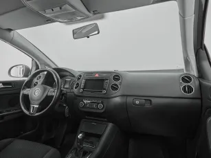 Volkswagen  9