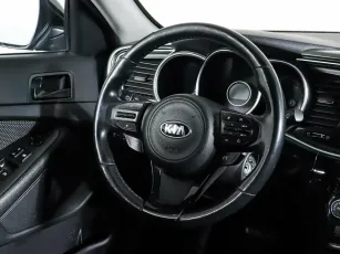 Kia  12
