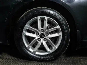 Kia  8