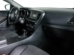 Kia  9