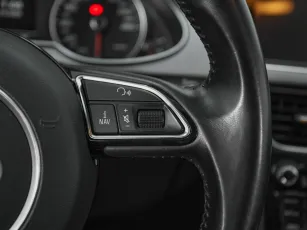 Audi  12