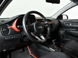 Kia  10