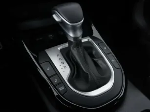 Kia  11