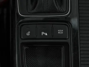 Kia  18