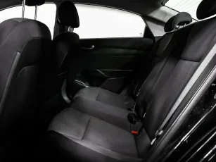 Hyundai  11