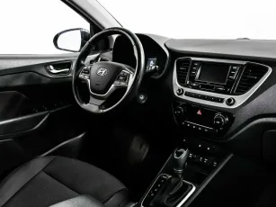 Hyundai  8