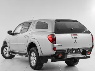 Mitsubishi  4