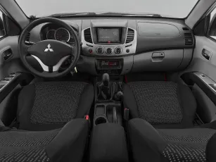 Mitsubishi  8