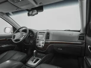 Hyundai  10