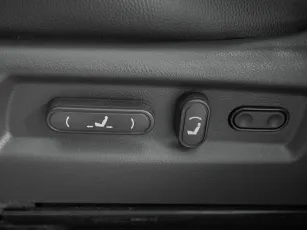 Hyundai  15