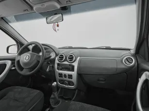 Renault  9