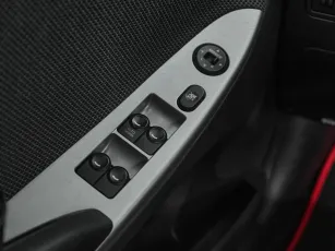 Hyundai  13