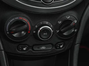 Hyundai  15
