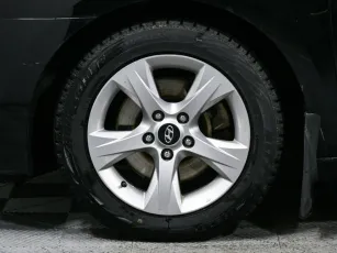 Hyundai  8