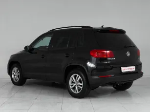 Volkswagen  4