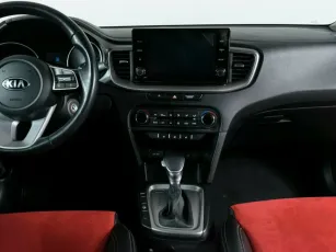 Kia  7