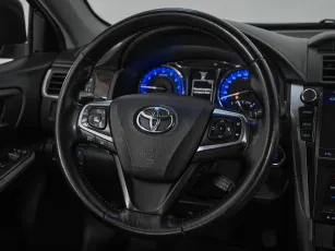 Toyota  10