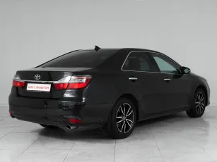 Toyota  6
