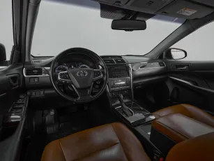 Toyota  7