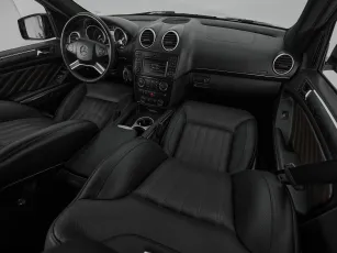 Mercedes-Benz  10