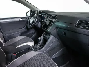 Volkswagen  6