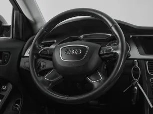 Audi  10
