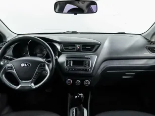 Kia  7