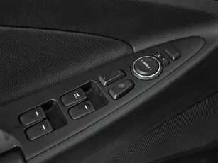 Hyundai  14
