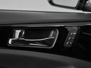 Hyundai  15