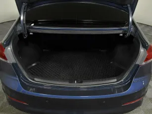 Hyundai  16