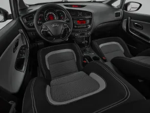 Kia  7