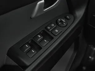 Kia  14