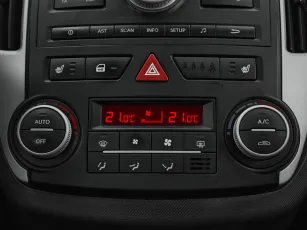 Kia  16