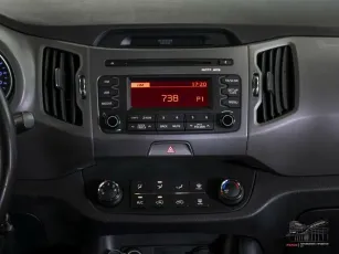 Kia  11