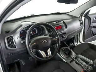 Kia  9
