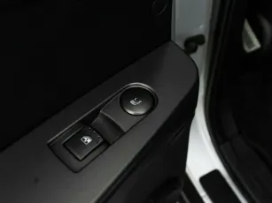 SsangYong  11