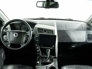 SsangYong  6