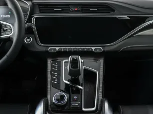 Geely  9
