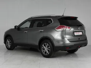 Nissan  4