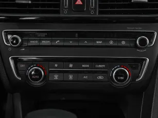 Kia  19